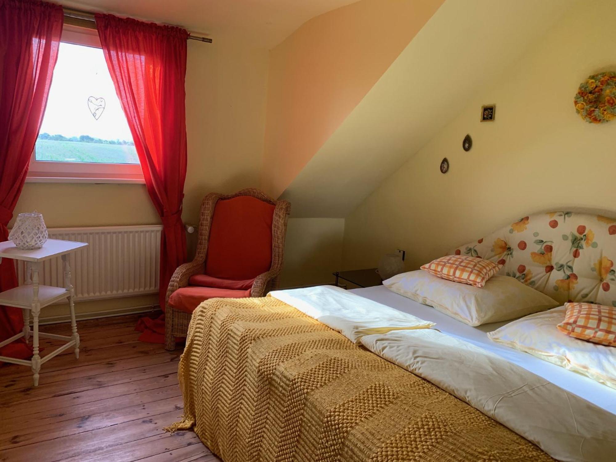 Vierseitenhof Hasenfelde - Ferienwohnung Feldblick Steinhofel Dış mekan fotoğraf